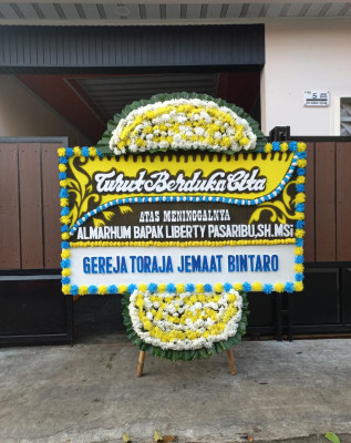 Papan Bunga Duka di Kulawi